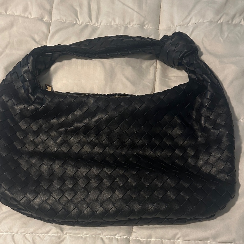 Elegant Black Woven Women's Bag